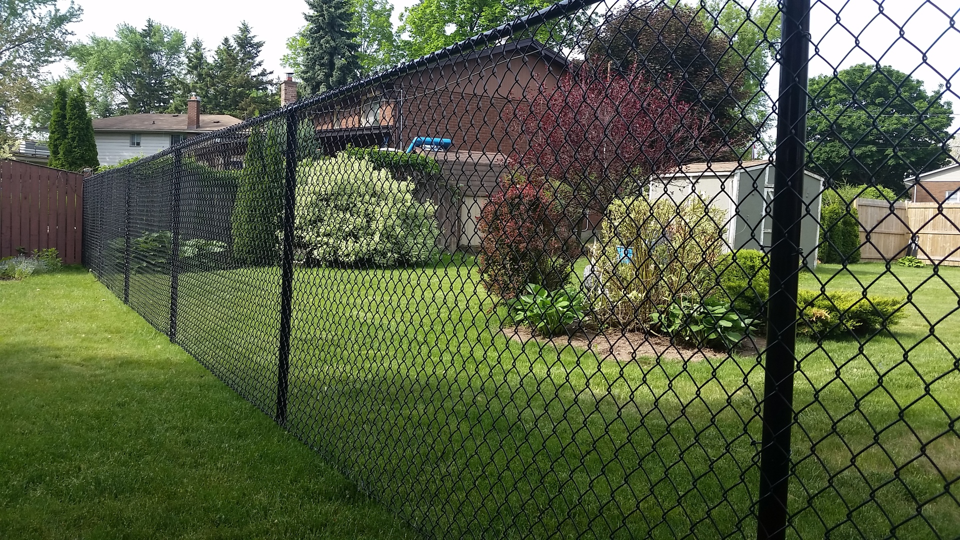 Residential Chainlink Fence - Gallery - Post Time Services