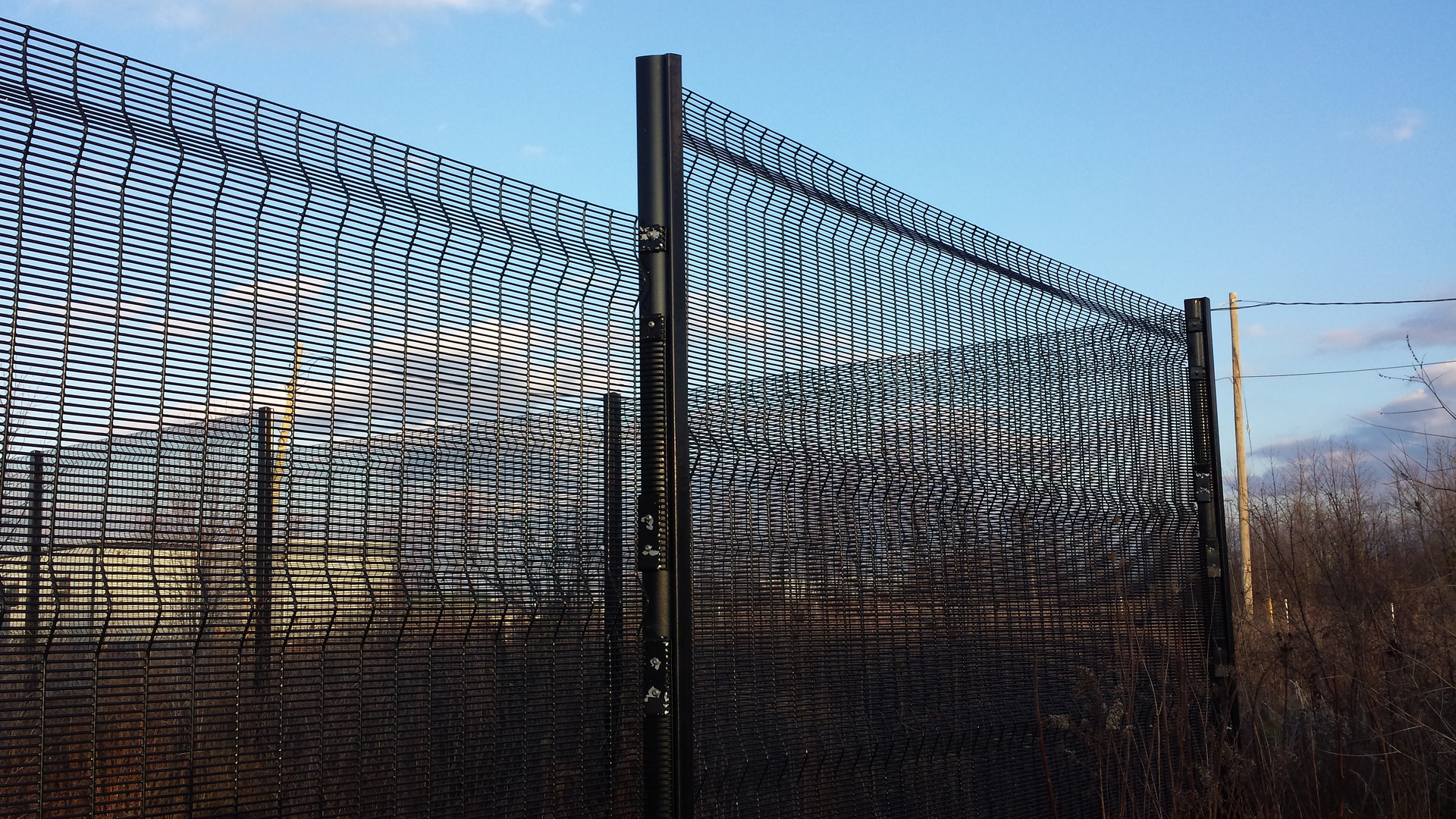 Security Fence - Gallery - Post Time Services