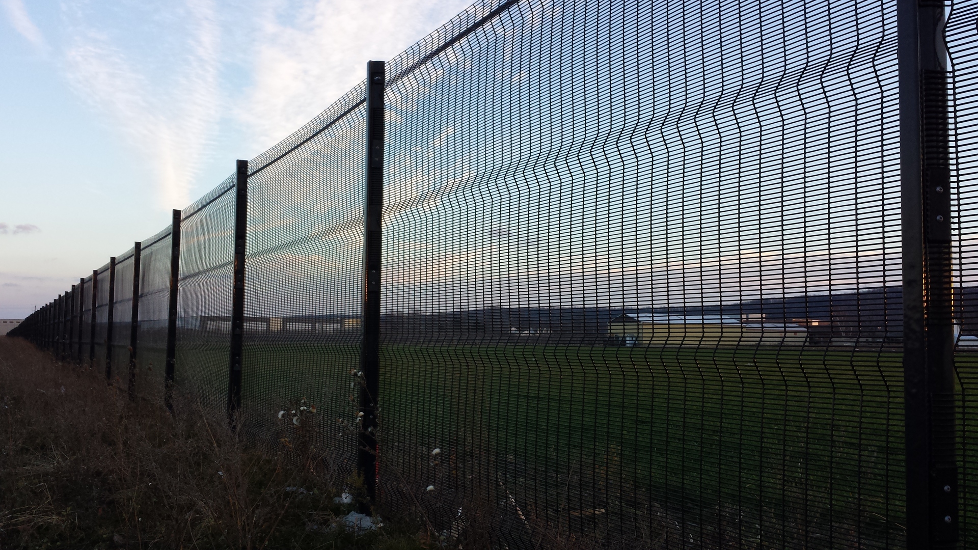 Security Fence - Gallery - Post Time Services