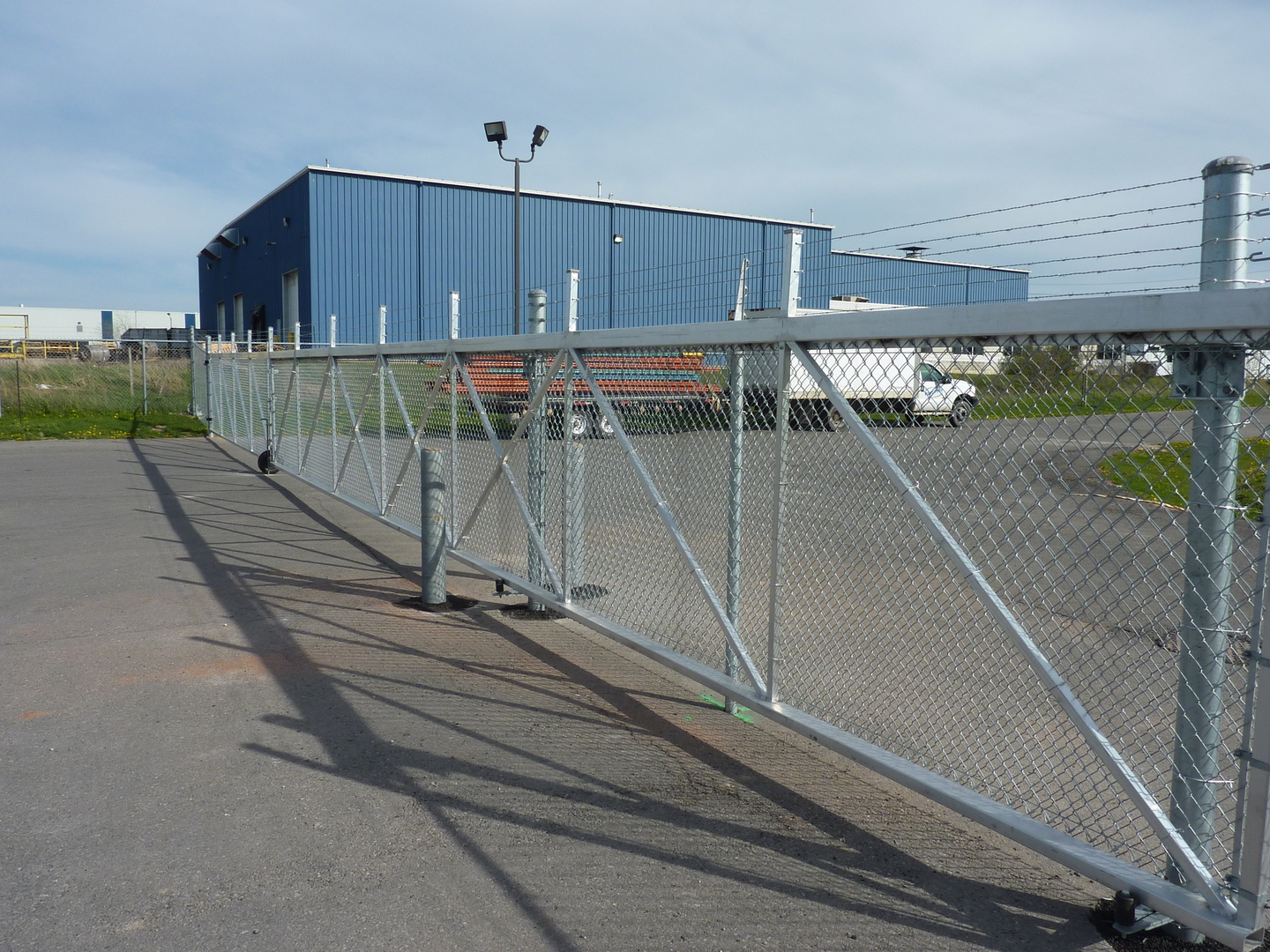 Commercial Sliding Gates - Gallery - Post Time Services